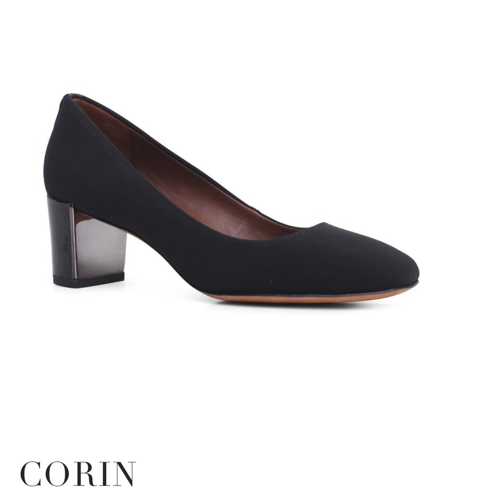 CORIN by Donald J Pliner BNIB
